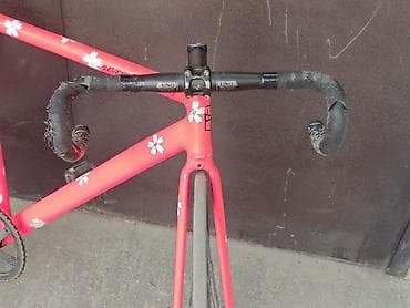 kia ev6: Шоссейный велосипед, Tsunami, Рама M (156 - 178 см), Б/у — 2