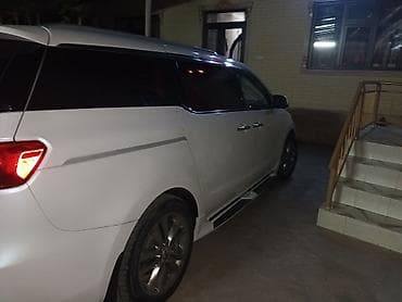 Транспорт: Kia Carnival: 2017 г., 2.2 л, Автомат, Дизель, Лимузин — 3