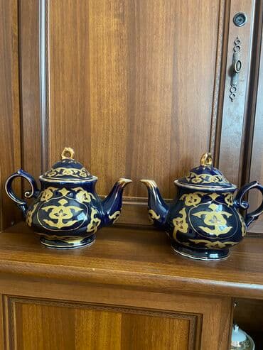 часы жогорку кенеш: 1 литр новый 1 сорт новый 2 шт 1600 с г Ош — 3