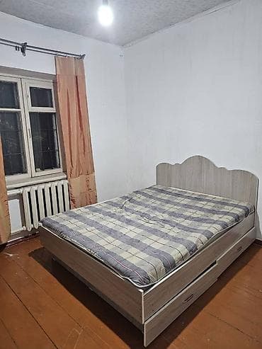 купить пол дома бишкек: 📍ул. Фучика 🔘4-комнаты 🔘51,8м² Продается полдома. Участок ровный — 5