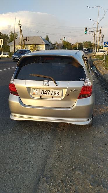 mini car: Honda Fit: 2003 г., 1.3 л, Вариатор, Бензин, Хэтчбэк — 2