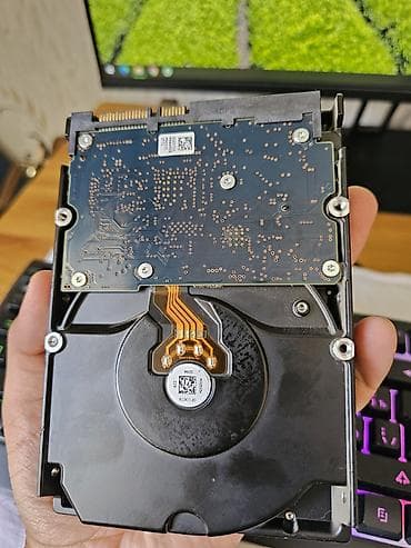Комплектующие для ПК: Жесткий диск Western Digital WD Purple 4 ТБ в плохом состоянии — 2