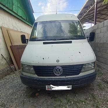 Volkswagen Bus/Vanagon: 2003 г., 2.4 л, Механика, Фургон