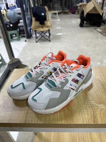 Мужские кроссовки, 40, 41, 42, Adidas, Новый, цвет - Белый, Самовывоз, Бесплатная доставка
