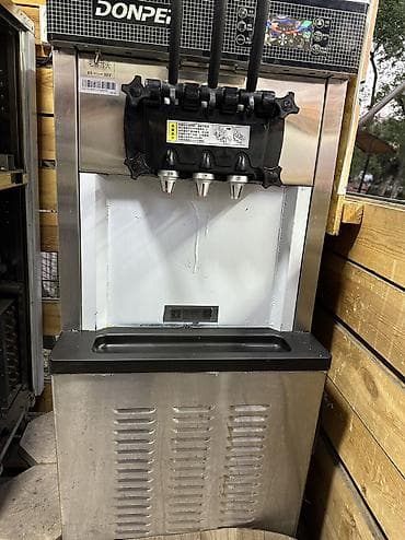 Оборудование для бизнеса: Продаю 2 фризера мягкого мороженого,отработали 4 месяца,не подводили — 4