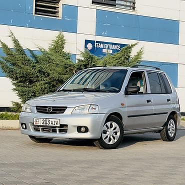 Mazda Demio: 2002 г., 1.5 л, Автомат, Бензин, Хэтчбэк