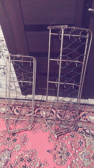 Продается вешалки для одежды прочные Ссср очень удобные.цена маленький