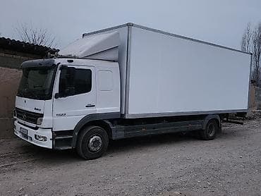 Mercedes-Benz : 2009 г., 0.7 л, Механика, Дизель, Бус