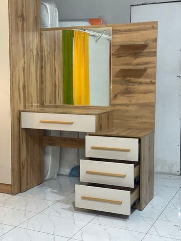 самые дешевые спальные гарнитуры с матрасом в комплекте: Спальный гарнитур, Новый, Двуспальная кровать, Шкаф, Комод, Другая страна производитель, ДСП, Самовывоз, Бесплатная доставка, Платная доставка — 8