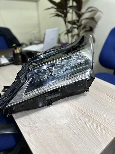 Передняя левая фара Lexus 2018 г., Б/у, Оригинал, США