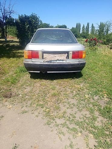 Audi 80: 1988 г., 1.8 л, Механика, Бензин, Бус at lalafo.kg Audi 80: 1988 г., 1.8 л, Механика, Бензин, Бус