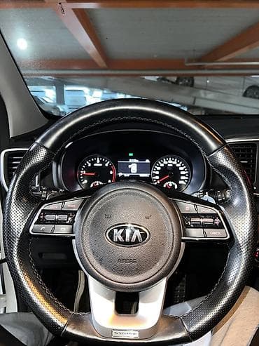 Транспорт: Kia Sportage: 2020 г., 2 л, Автомат, Дизель, Кроссовер — 10