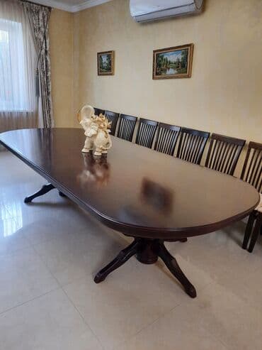 Стол для гостинной
3×1.40 м
карагач at lalafo.kg Стол для гостинной
3×1.40 м
карагач