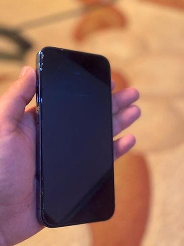 deep: IPhone 13 Pro, Sierra Blue — 7