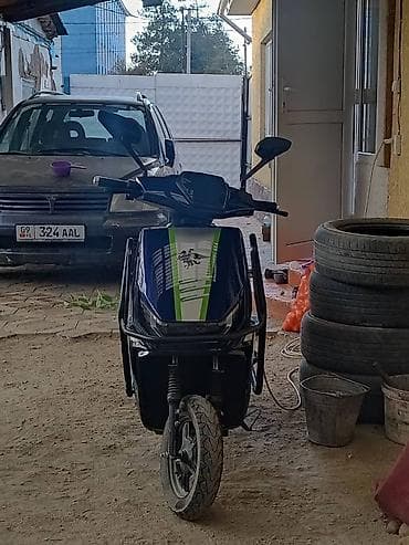 скутер элек: 150 куб. см, Электро, Б/у — 1