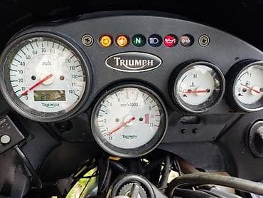 Мототехника: Эндуро 950 куб. см, Бензин — 8