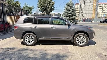 Toyota Highlander: 2012 г., 3.5 л, Автомат, Гибрид, Кроссовер — 4
