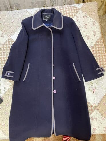 спортивное оборудование: Пальто Польша — 1