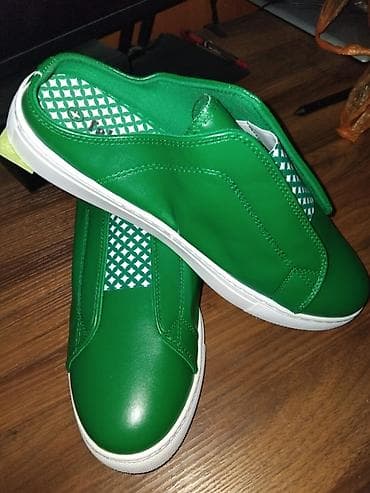 кроссовки кеды: Зелёные slip-on кеды без шнурков - Яркий однотонный верх насыщенного — 1