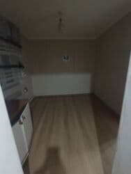 Үйдү ижарага алам: 40 кв. м, 2 бөлмө, Жертөлө, ороо, Забор, тосулган — 3