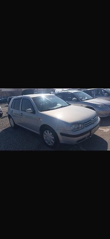 audi 80 b4 2 6: Volkswagen Golf: 2001 г., Автомат, Бензин, Хэтчбэк — 2