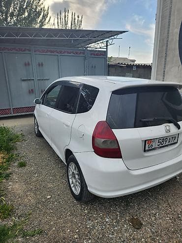 фит 2005: Honda Fit: 2002 г., 1.3 л, Автомат, Бензин, Хэтчбэк — 5