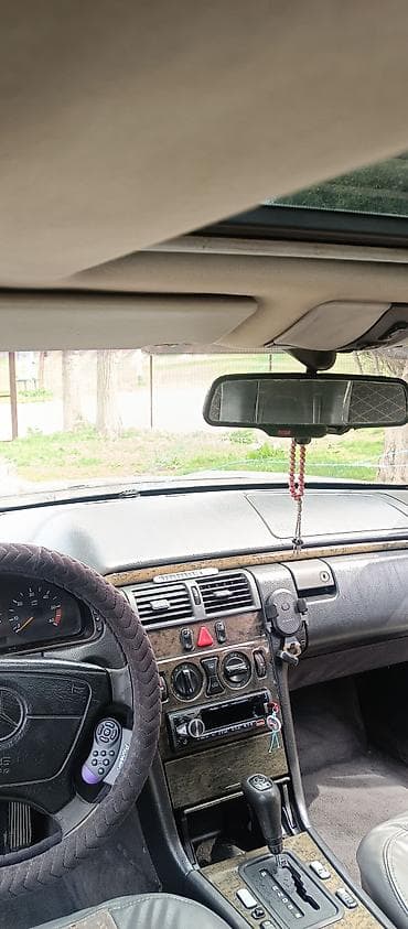 80 тирактор: Mercedes-Benz E-Class: 1997 г., 2.2 л, Автомат, Дизель, Седан — 4