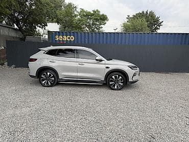 BYD: BYD Song Plus: 2025 г., Автомат, Гибрид, Кроссовер — 3