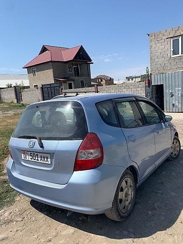 лента машина: Honda Fit: 2002 г., 1.3 л, Механика, Бензин, Хэтчбэк — 2