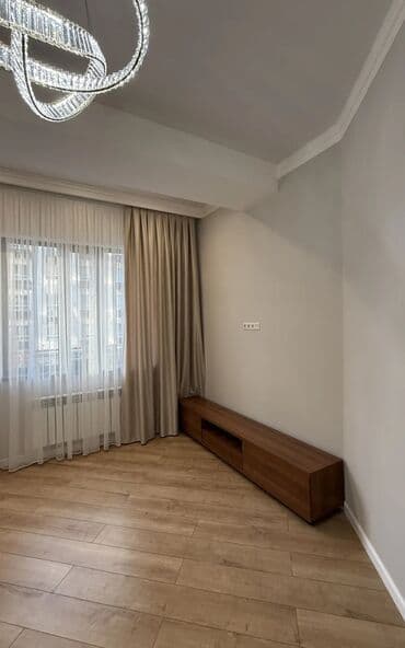 меняю с моей доплатой: 2 комнаты, 60 м², Элитка, 2 этаж, Евроремонт — 2