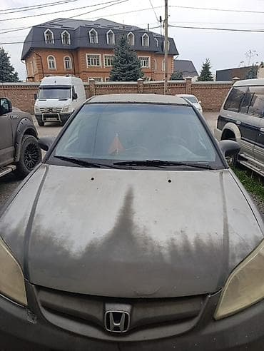 civic: Honda Civic: 2005 г., Бензин, Седан — 4