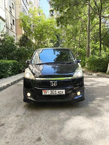 Honda Stepwgn: 2006 г., 2 л, Автомат, Газ, Минивэн
