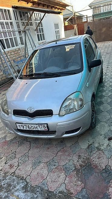 Продажа авто: Toyota Yaris: 1999 г., 1 л, Механика, Бензин, Хэтчбэк — 5