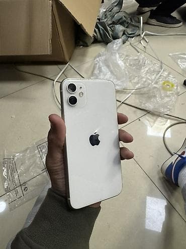 iphone 9: IPhone 11, 64 ГБ, Белый, 88 % — 1