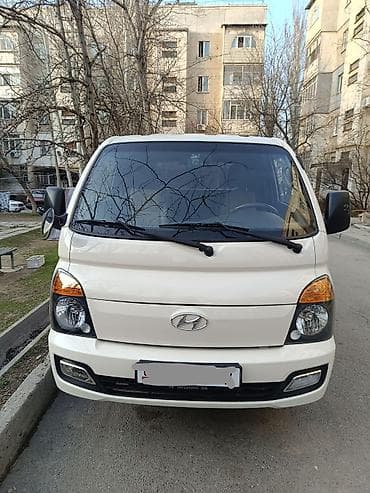 Транспорт: Hyundai Porter: 2018 г., 2.5 л, Кол менен иштөөчү, Дизель — 1