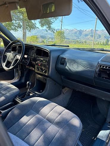 тулпар моторс купить авто: Volkswagen Passat: 1989 г., 1.8 л, Механика, Бензин, Седан — 4