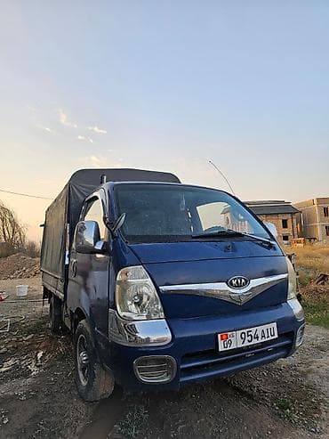 надувной гараж: Kia Bongo (тоннажный малотоннажник) с тентованным кузовом. - Тип — 5