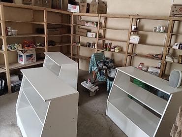 Торговые прилавки-витрины для магазина - Модель: наклонные прилавки с