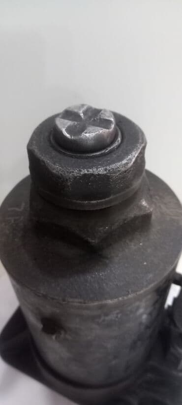 домкрат на степ: Домкоат двухштоковый, 10тонн. Производство СССР — 5