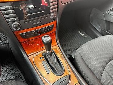 Mercedes-Benz E-Class: 2006 г., 2.8 л, Автомат, Бензин, Седан — 10