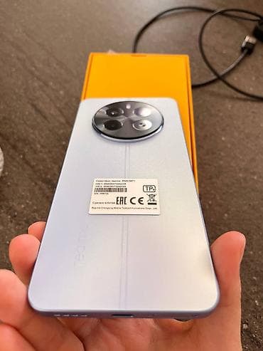 oneplus 8: Realme 12, цвет - Голубой — 2