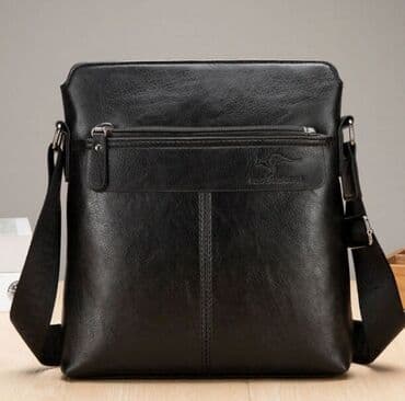 черная удлиненная куртка: Сумка планшет.
Размер: 25см*6см*27см — 1