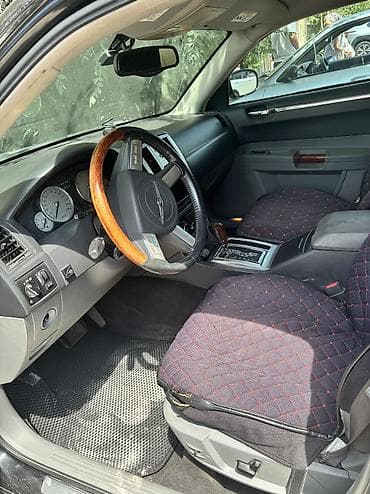 продаю крайслер: Chrysler 300C: 2004 г., 2.7 л, Автомат, Газ, Седан — 8