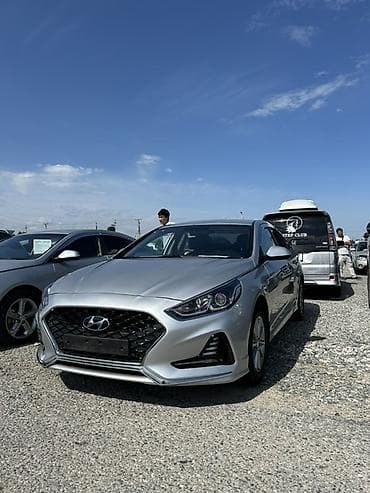 Hyundai Sonata: 2022 г., 2 л, Автомат, Газ, Седан