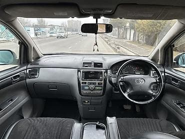 Продажа авто: Toyota Ipsum: 2002 г., 2.4 л, Автомат, Бензин, Минивэн — 9