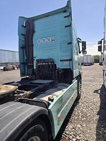 борта на полуприцеп: Тягач, Volvo, 2006 г. — 4