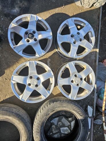 r15 honda: Литые Диски R 15 Kia, Комплект, отверстий - 4, Б/у — 2