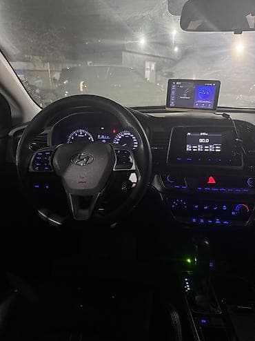 san: Hyundai Sonata: 2019 г., 2 л, Типтроник, Газ, Седан — 10