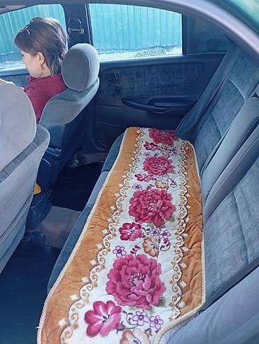 forester 2003: Mazda 626: 1998 г., 1.8 л, Ручные, Бензин, Седан — 6