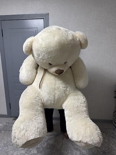 купить мягкую игрушку в бишкеке: Продам огромного плюшевого мишку 🐻 Рост милашки примерно 160–170 см — 3